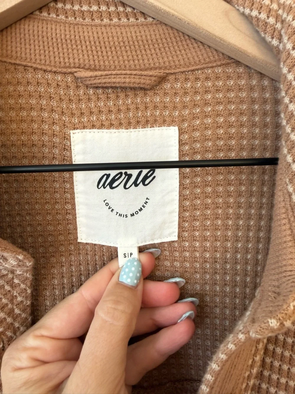 Aerie LumberJane Waffle Shirt Oversized Button Up Brown Tan Womens size Small - Picture 2 of 10